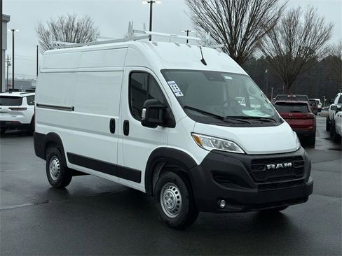New 2026 RAM ProMaster 2500 w/ Convenience Group image 14