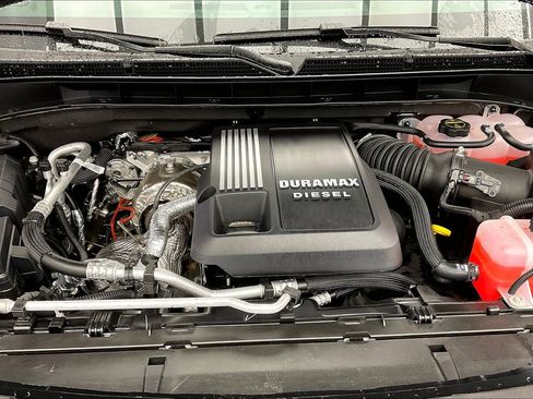 New 2026 GMC Yukon XL AT4 image 18