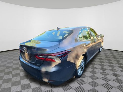 Used 2024 Toyota Camry LE FWD image 4