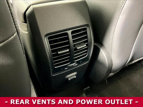 Used 2019 Ford Escape SEL AWD/4WD image 10