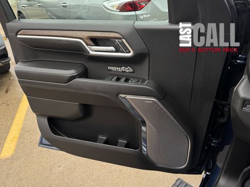 Used 2023 Chevrolet Silverado 1500 High Country w/ High Country Premium Package image 27