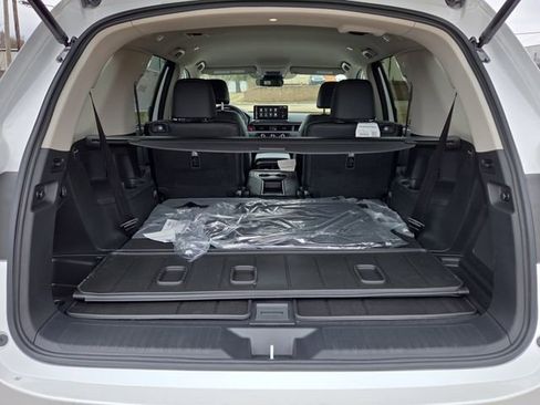 New 2026 Honda Pilot EX-L image 4