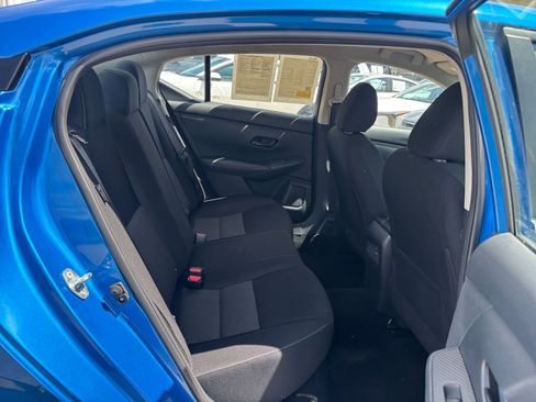 Used 2025 Nissan Sentra SV FWD image 23