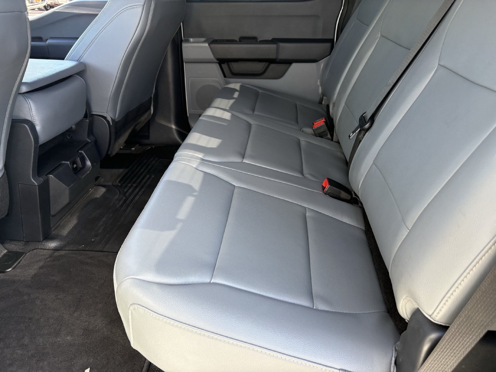 Certified 2024 Ford F250 XL w/ XL Chrome Package RWD image 21
