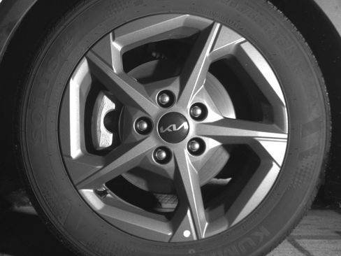 Used 2025 Kia K4 FWD image 12