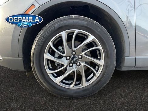 Used 2022 Lincoln Corsair Standard w/ Equipment Group 101A image 18