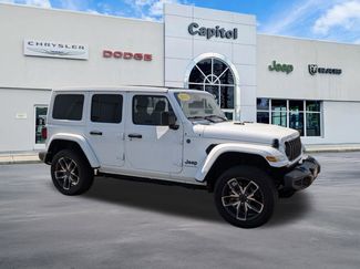 Used 2024 Jeep Wrangler Unlimited w/ Convenience Group AWD/4WD video 1