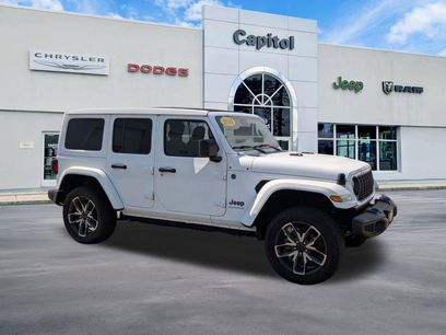 Used 2024 Jeep Wrangler Unlimited w/ Convenience Group