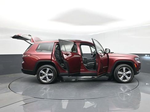 Used 2022 Jeep Grand Cherokee L Limited AWD/4WD image 69