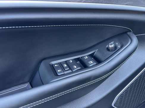 New 2026 Jeep Grand Cherokee Limited Reserve image 13