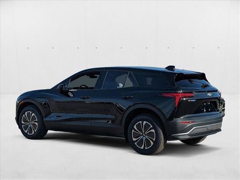 New 2025 Chevrolet Blazer EV LT AWD/4WD image 7