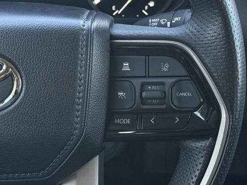 Used 2023 Toyota Tundra Limited w/ Power Package AWD/4WD image 15