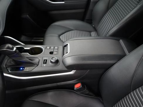 Used 2023 Toyota Highlander XSE image 55