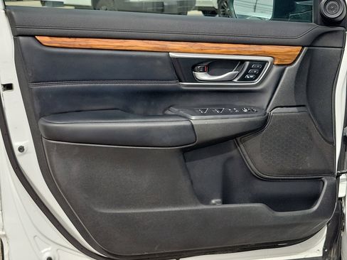 Used 2022 Honda CR-V Touring image 11