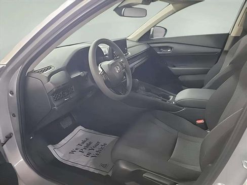Used 2023 Honda Accord LX image 11