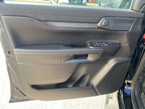 New 2025 Ford Ranger Raptor image 13