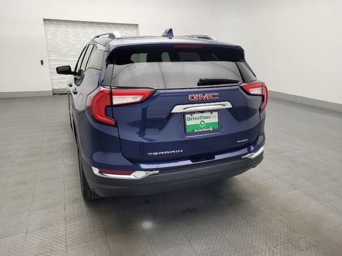 Used 2022 GMC Terrain SLT image 6