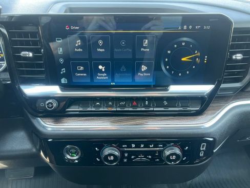 Used 2023 Chevrolet Silverado 1500 LT AWD/4WD image 19