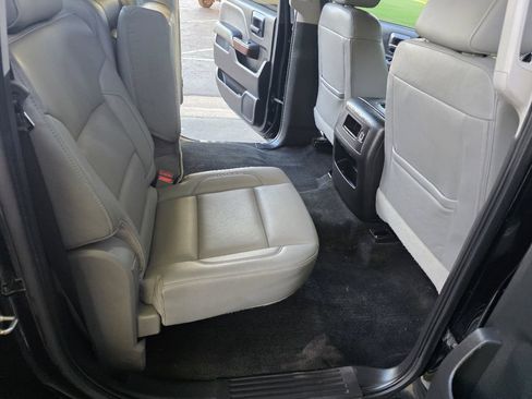 Used 2018 GMC Sierra 1500 SLT w/ SLT Premium Package RWD image 35