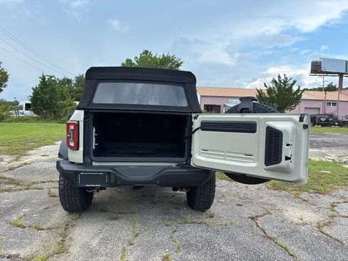 Used 2025 Ford Bronco Badlands AWD/4WD image 19