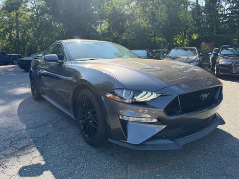 Used 2020 Ford Mustang GT Premium w/ GT Performance Package RWD image 3