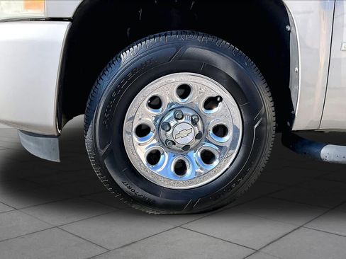Used 2009 Chevrolet Silverado 1500 W/T w/ LS Package RWD image 10