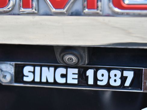 Used 2024 GMC Yukon SLE AWD/4WD image 43