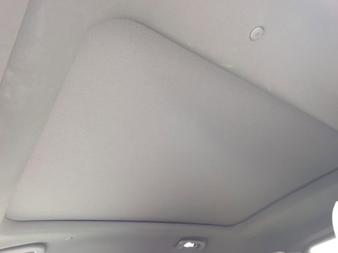 Certified 2025 Cadillac XT5 Sportv w/ Technology Package image 14