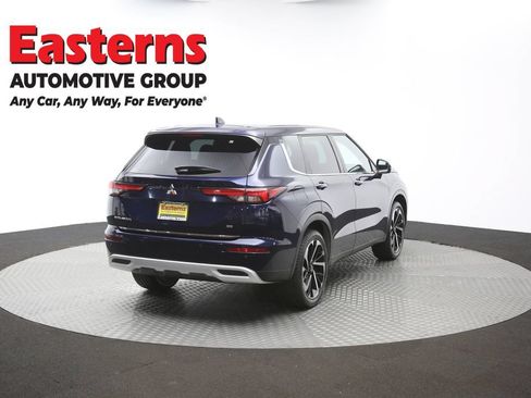 Used 2023 Mitsubishi Outlander SE AWD/4WD image 40