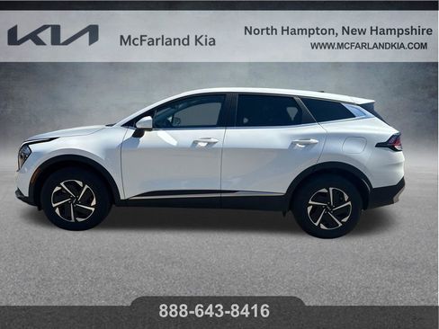 Used 2023 Kia Sportage LX AWD/4WD image 6