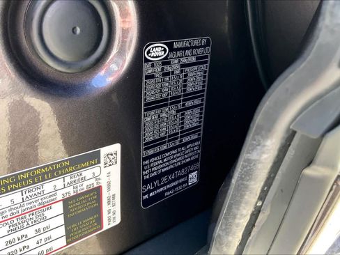 New 2026 Land Rover Range Rover Velar Dynamic SE image 18