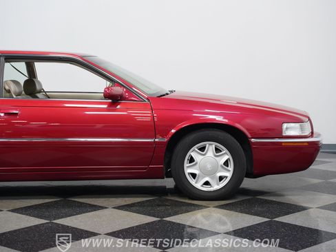 Used 2001 Cadillac Eldorado ESC w/ Comfort/Convenience Pkg FWD image 30