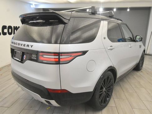 Used 2018 Land Rover Discovery HSE image 5