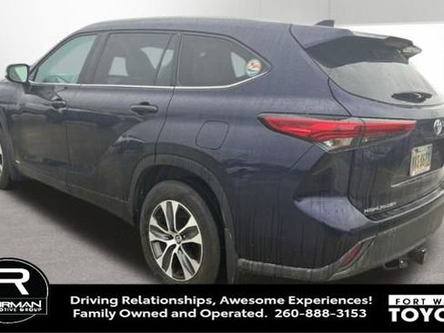 Used 2022 Toyota Highlander XLE image 8