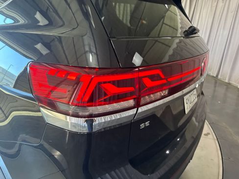 Used 2026 Volkswagen Atlas SE AWD/4WD image 11