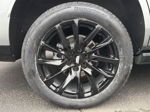 Certified 2024 Cadillac Escalade Sport w/ LPO, ONYX Package image 17