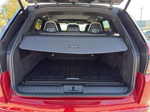 Used 2022 Land Rover Range Rover Sport SVR image 25