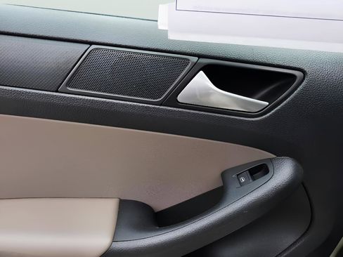 Used 2014 Volkswagen Jetta S image 18