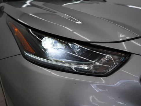 Used 2023 Toyota Highlander XSE image 88