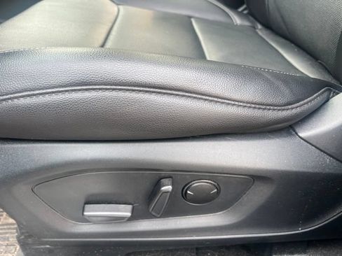 Used 2023 Ford Explorer Limited w/ Limited Technology Package AWD/4WD image 24