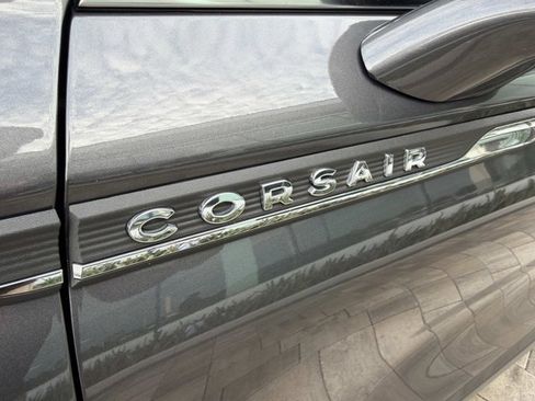 Certified 2023 Lincoln Corsair Reserve w/ Equipment Group 201A FWD image 9