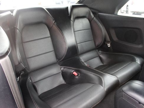 Used 2020 Ford Mustang Premium image 17