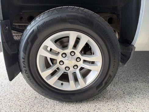 Used 2018 Chevrolet Silverado 1500 LT w/ All Star Edition image 33