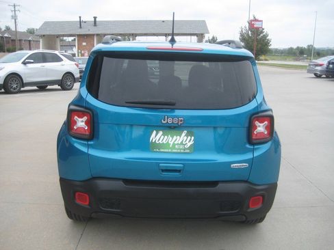 Used 2021 Jeep Renegade Latitude w/ Convenience Group image 6