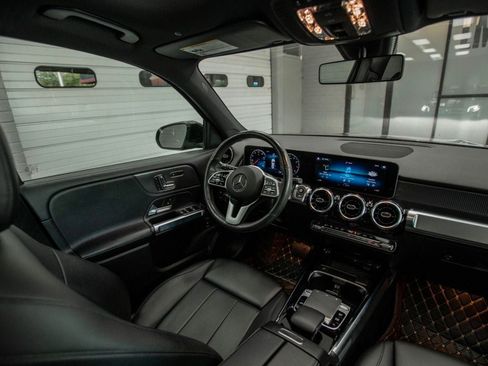 Used 2020 Mercedes-Benz GLB 250 4MATIC image 16