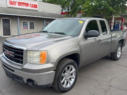 Used 2007 GMC Sierra 1500 SLE w/ California Package RWD image 2
