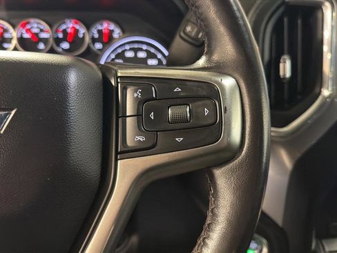 Used 2021 Chevrolet Silverado 1500 LT w/ Z71 Off-Road Package image 18