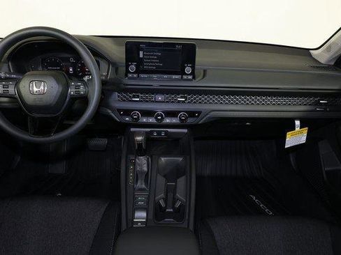 New 2025 Honda Accord SE image 8