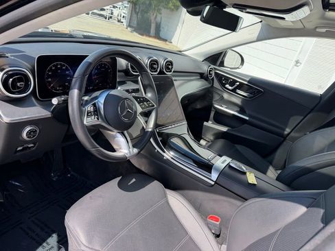 Used 2025 Mercedes-Benz C 300 Sedan image 2