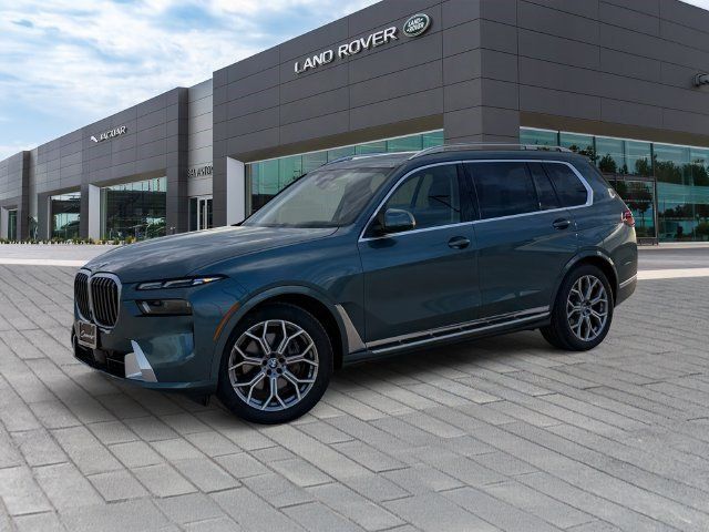 Used 2026 BMW X7 xDrive40i AWD/4WD image 1